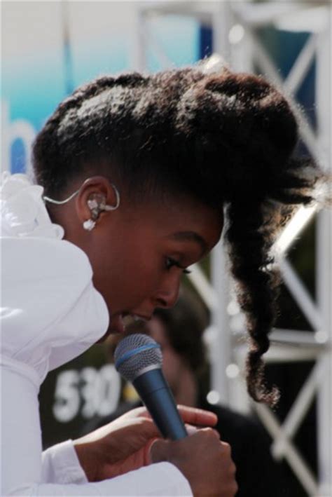She paired her new hair, styled by nikki nelms, with a classic makeup look and a gown. Janelle Monae Lets Her Back Length Hair Down for New ...