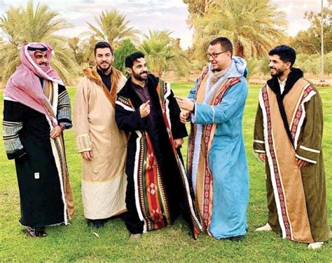 Mantel Tradisional Badui Saudi, Sahabat Kala Musim Dingin  Republika