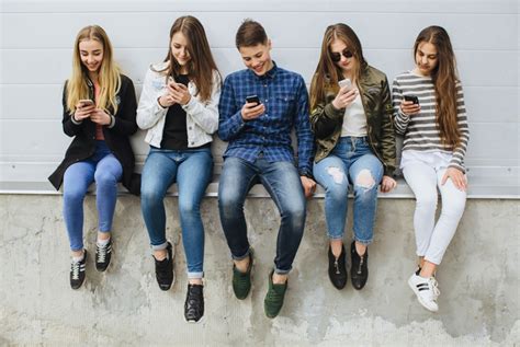 Que Font Les Adolescents Sur Leurs Smartphones
