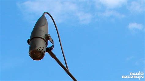 Radio szczecin sukcesywnie obniża loty, a co za tym idzie akceptacja jego programu przez słuchaczy maleje. Skandal w konkursie Grand Press. Komentarze w RSnW ...