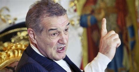 Despre gigi becali pe 9am. Gigi Becali: "Eu vând tot!". Cei 3 fotbaliști la care nu este însă dispus să renunțe - IMPACT