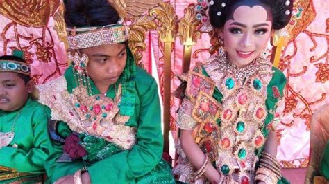 Viral Pernikahan Di Bawah Umur Di Sulawesi Selatan Pemuda 16 Tahun Nikahi Gadis 14 Tahun
