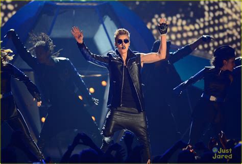 Justin Bieber Performs Take You At Billboard Music Awards 2013 Photo 562922 Photo Gallery