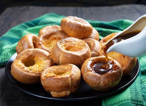 Traditional Yorkshire Pudding Recipe The Kitchen Magpie