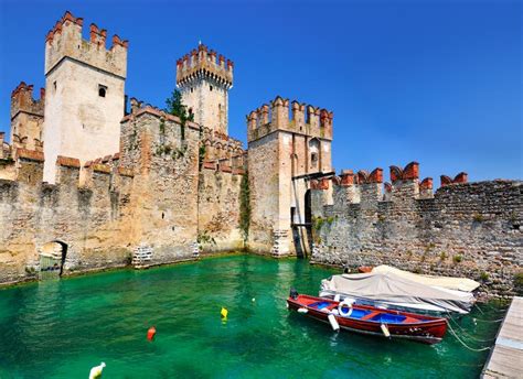 Scaliger Castle Sirmione Italy Stock Photo Image Of Town Rocca