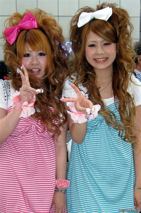 Japanese Girls Street Fashion Two Cute Japanese Girls Posi Flickr