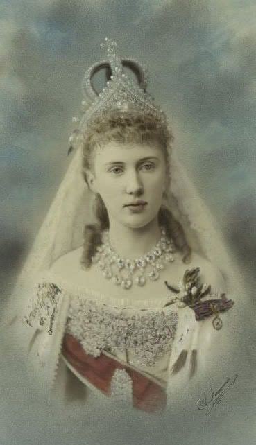 78 Best Images About Romanov Crowns Tiaras And Diadems On Pinterest