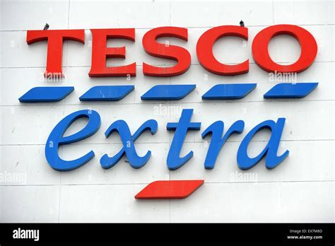 Tesco Extra Logo Hi Res Stock Photography And Images Alamy