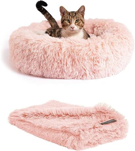 Calming Cat Beds 6 Beds That Can Help Ease Your Cats Anxiety Cuteness