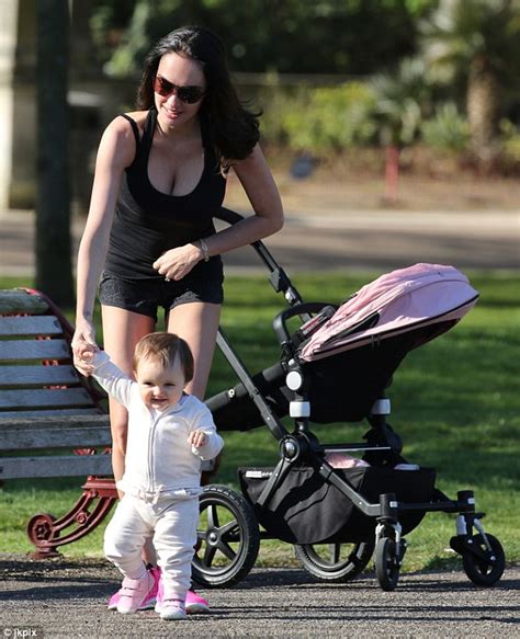 Tamara Ecclestone Takes Babe Sophia Along On Her Daily Workout Daily Mail Online
