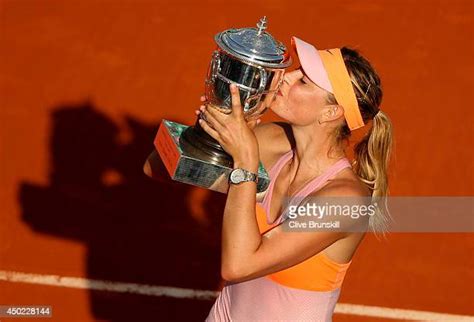 maria sharapova poses with the coupe suzanne lenglen photos and premium high res pictures