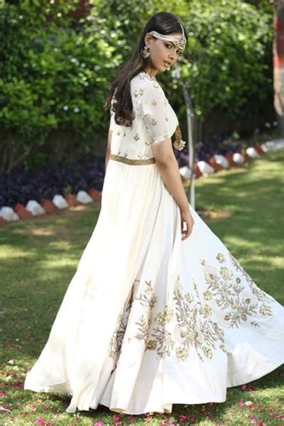 Bridaltrunk Online Indian Multi Designer Fashion Shopping Ivory Lehenga Bustier And Cape