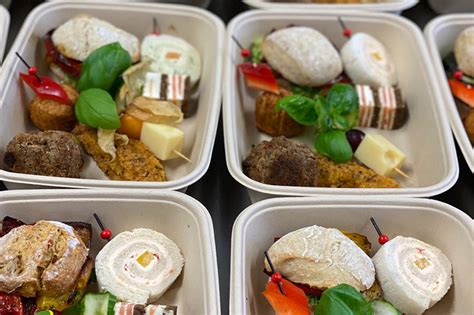 Lunchbox Catering Jahre Qualit T Und Professionalit T