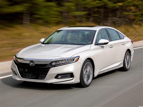 Fotos de Honda Accord Touring 1.5T USA 2017