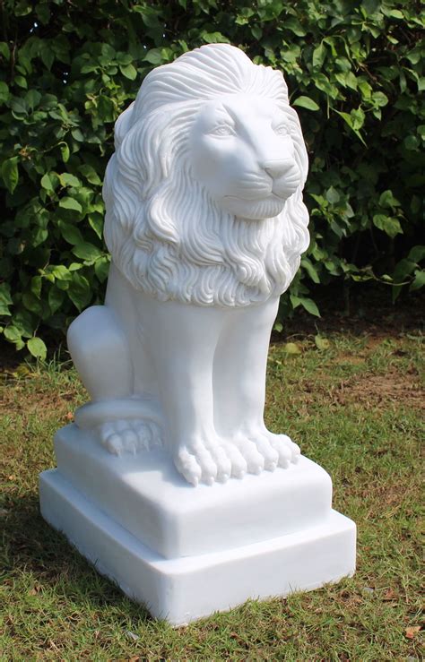 Classic Lion 71cm Marble Resin Garden Statue