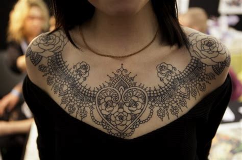 Chest tattoos for boys and girls have some typical features. Beautiful Chest Tattoo Ideas For Women - Inofashionstyle.com