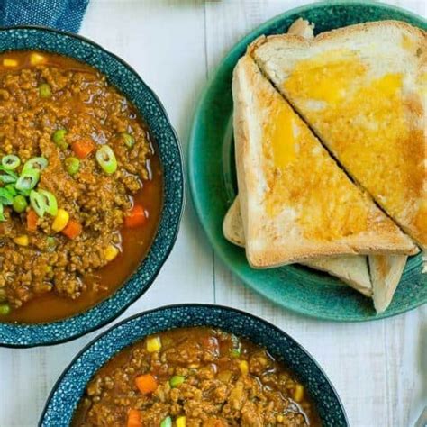 This indian lamb curry is made with tomatoes and onions cooked with spices for a rich, hearty dish that's perfect to make for a crowd. Beef Mince Curry And Rice Recipe - Image Of Food Recipe