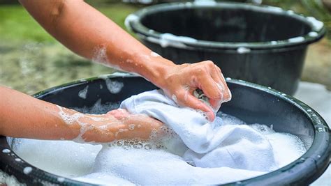 Cómo Lavar Ropa A Mano •• Guía Fácil Y Práctica 4 Pasos