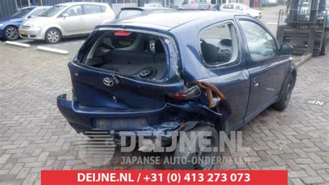 Toyota Yaris V Vvt I Sloopvoertuig Donker Blauw