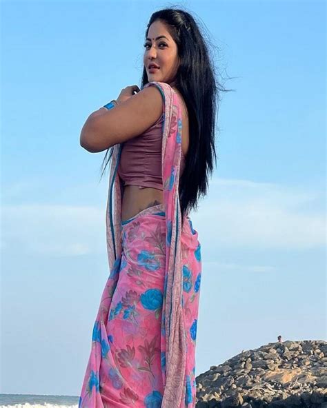 Reshma Pasupuleti Looking Pretty In Saree Telugu Rajyam Photos