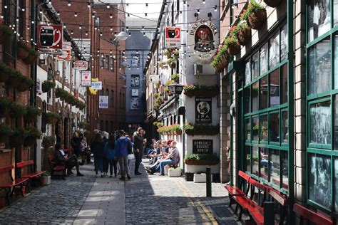Explore belfast's sunrise and sunset, moonrise and moonset. How to Spend Three Days in Belfast, Northern Ireland ...