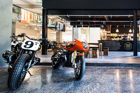 Ride to the cape of good hope, tavel the great karoo, start a motorcycle vacation across south africa, we offer a wide range of bmw honda suzuki and triumph motorbikes for hire. Tribe Coffee + BMW Motorrad South Africa - Cool Hunting