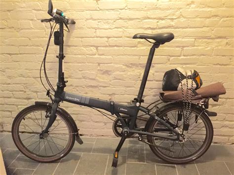 I used to ride a bike friday, and the gear was enormous because of the stupidly small wheels… Dahon Vitesse D7HG - My favorite touring bicycles