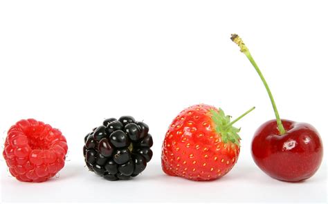 Summer Fruit Salad Ingredients Strawberry Blackberry Ch Flickr