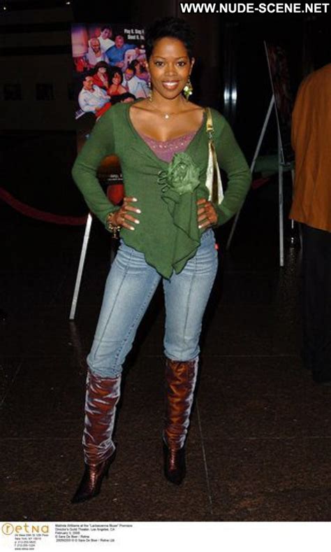 Soul Food Malinda Williams Celebrity Posing Hot Babe Beautiful