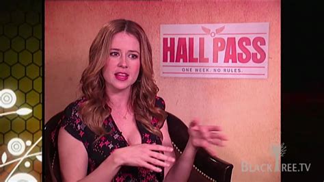 Jenna Fischer Hall Pass Movie Reviews Hall Pass A Sincere Love Story Gross Jenna