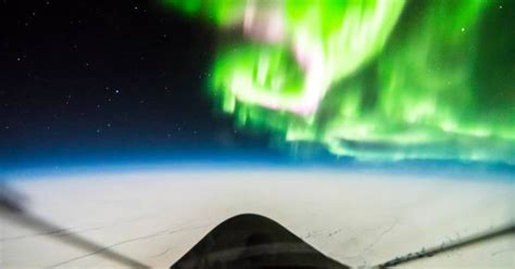 Blow Your Mind By Peeping The Northern Lights From 70000 Feet