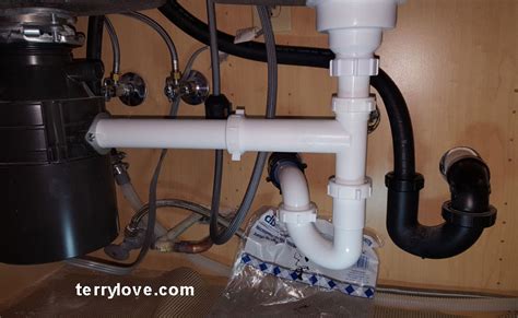 Dual kitchen sink plumbing can be quite tricky and you have to be careful with dual sink kitchen plumbing to install it properly without preventing the water from draining efficiently. Install garbage disposal in double sink | Terry Love ...