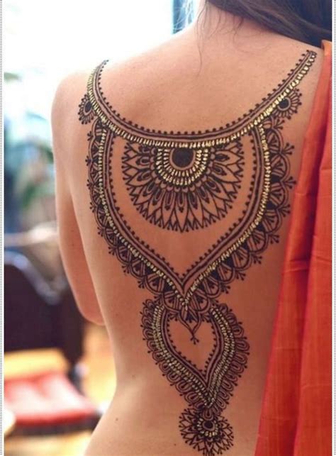 For tattoo aficionados, mehndi art or henna tattoos will probably never take the place of actual tattooing. Full Back Temporary Henna Tattoo Design | Styles Time ...