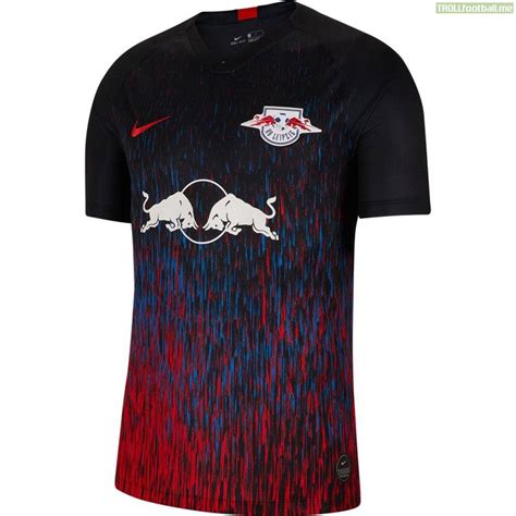 Highly functional materials draw sweat away from your skin and help keep you dry and comfortable while you cheer them on. RB Leipzig 3rd Jersey | Troll Football