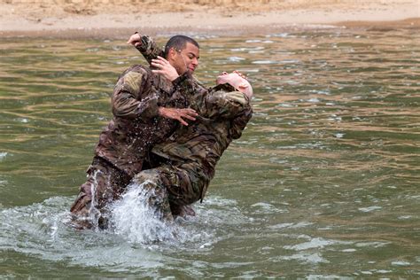 Guard Dives Into Water Survival Training In Poland Article The