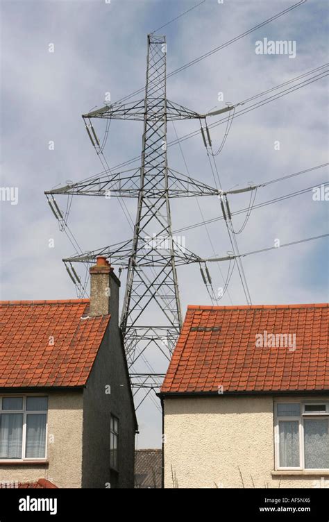 An Electricity Pylon Near Houses Croydon Sutton South London Stock