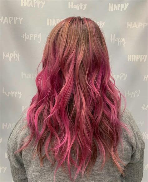 Whether you're looking to try out a new hair color but aren't ready to commit for the long haul or simply want to rock a fun new shade for a special night, temporary hair colors are super convenient and a. SCHWARZKOPF Bold Color Wash Pink in 2020 | Hair color pink ...