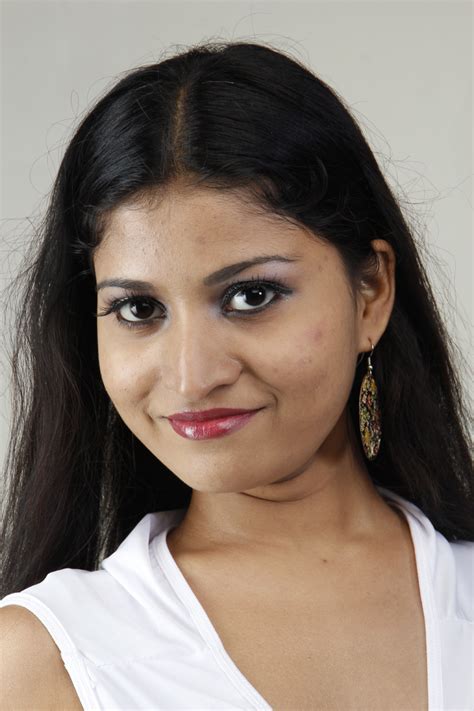 Actress Joselin Diqq Hot Photo Shoot Stills Tamil Cinema News Updates