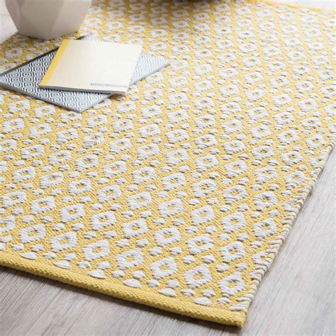 Ideale ergänzung für alle bodenbeläge. Teppich aus Baumwolle, gelb, 60 x 90 cm, LEIRIA | Maisons ...