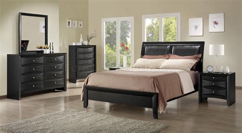 It is perfect for contemporary and modern bedrooms and it is functional as well as stylish. Rich Ebony Finish Modern Bedroom w/Low Profile Bed