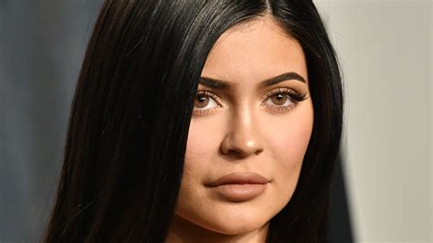 the real reason kylie jenner started getting lip fillers