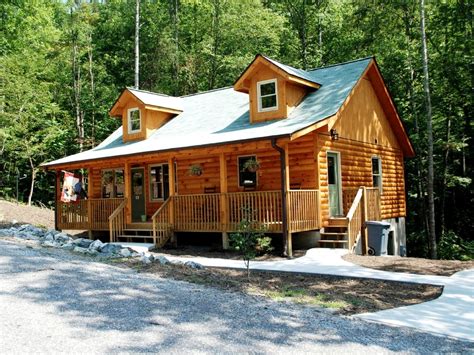 With so much going on, it may seem tough to take a break. Luxury Cabin Rental near Asheville, North Carolina