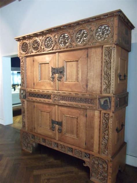Antique Renaissance Schrank Furniture Google Search Furniture Design Download Free Images Wallpaper [furnituredesign421.blogspot.com]