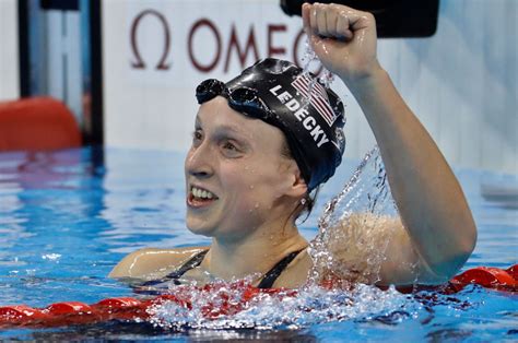 Katie Ledecky Smashes Womens 800m Freestyle Record Gets Fourth