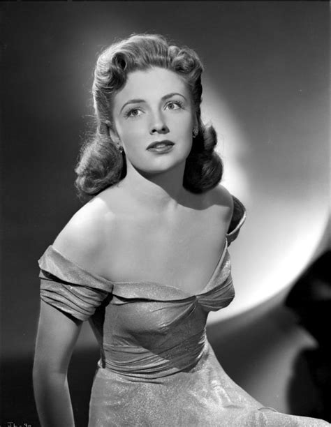 35 Beautiful Photos Of Joan Leslie In The 1940s Vintage News Daily