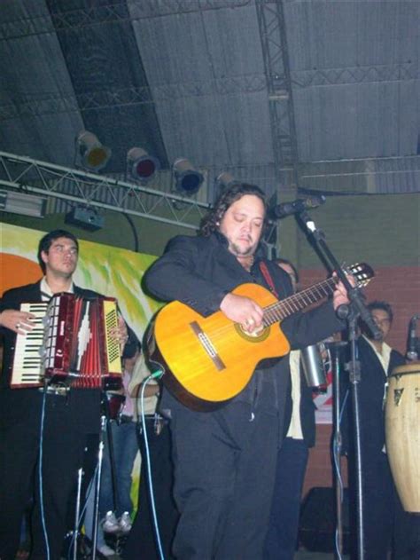 La joven (6) la junta (1). LEO MATTIOLI