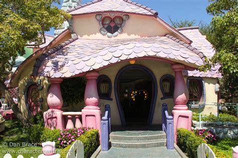 Minnies House At Disney Character Central