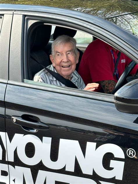 98 Year Old Man Gets Behind The Wheel Again Joins The Young Driver