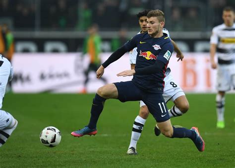 Timo werner, né le 6 mars 1996 à stuttgart, est un footballeur international allemand qui évolue au poste d'attaquant au chelsea fc. Timo Werner - Zwischen Weltklasse und Hassobjekt ...