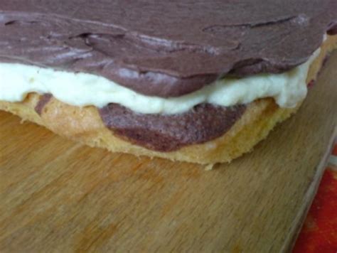 Trotzdem lieben wir traditionelle kuchen. LPG-Kuchen - Rezept mit Bild - kochbar.de